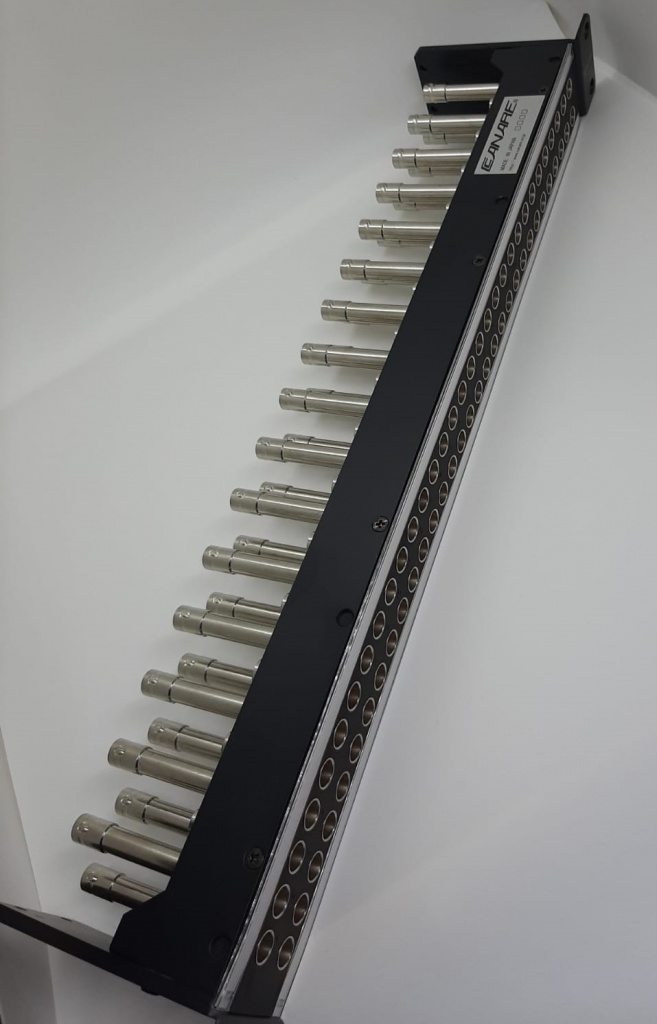 Canare 32SVK-ST 4.jpg